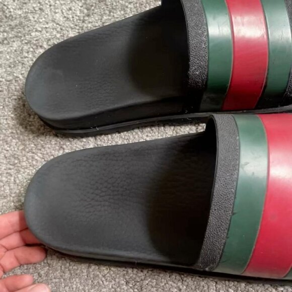 Gucci Women's Black and Red Slides - Picture 3 of 5